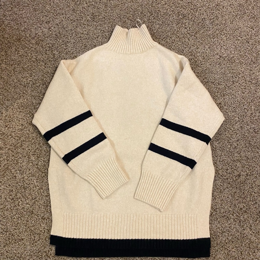 Heavyweight turtle neck sweater (Size S)